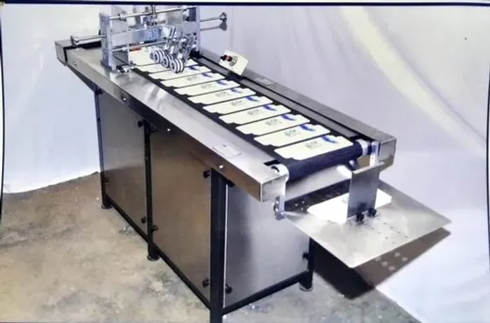 Label Feeder Conveyor - View 2